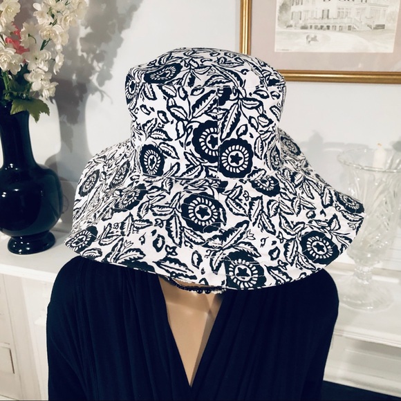 🆕 NWT Xhilaration Sun Hat, in Black & White - Picture 5 of 8